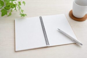 「間」の略字や門構えの簡単な書き方を解説する記事のイメージ