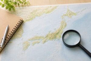 出雲の読み方と場所を確認するための日本地図とノート